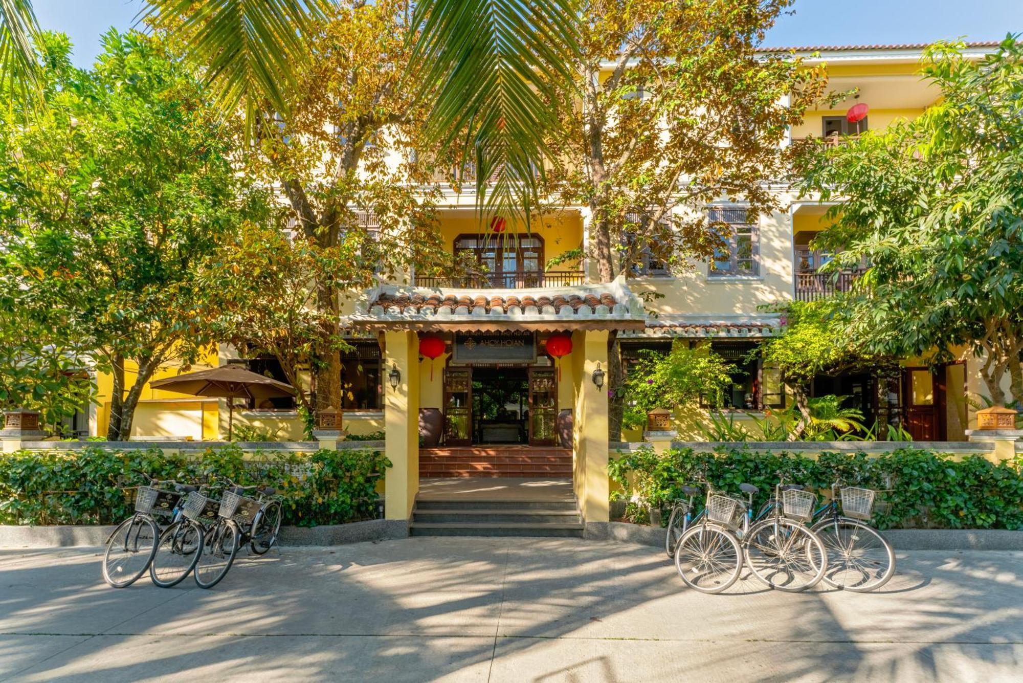 Ahoy Boutique & Hotel 5*
